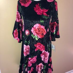XXS / 2XS LulaRoe Maurine Dress, velvet floral!